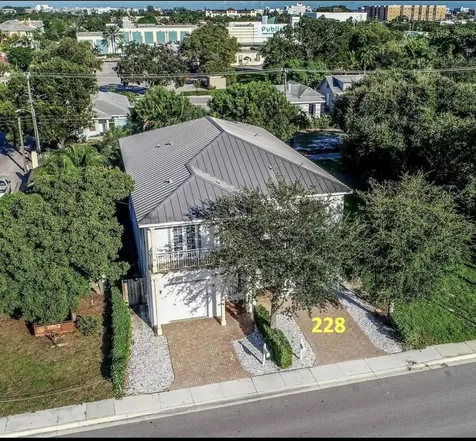 230 N G Street Lake Worth Beach FL 33460