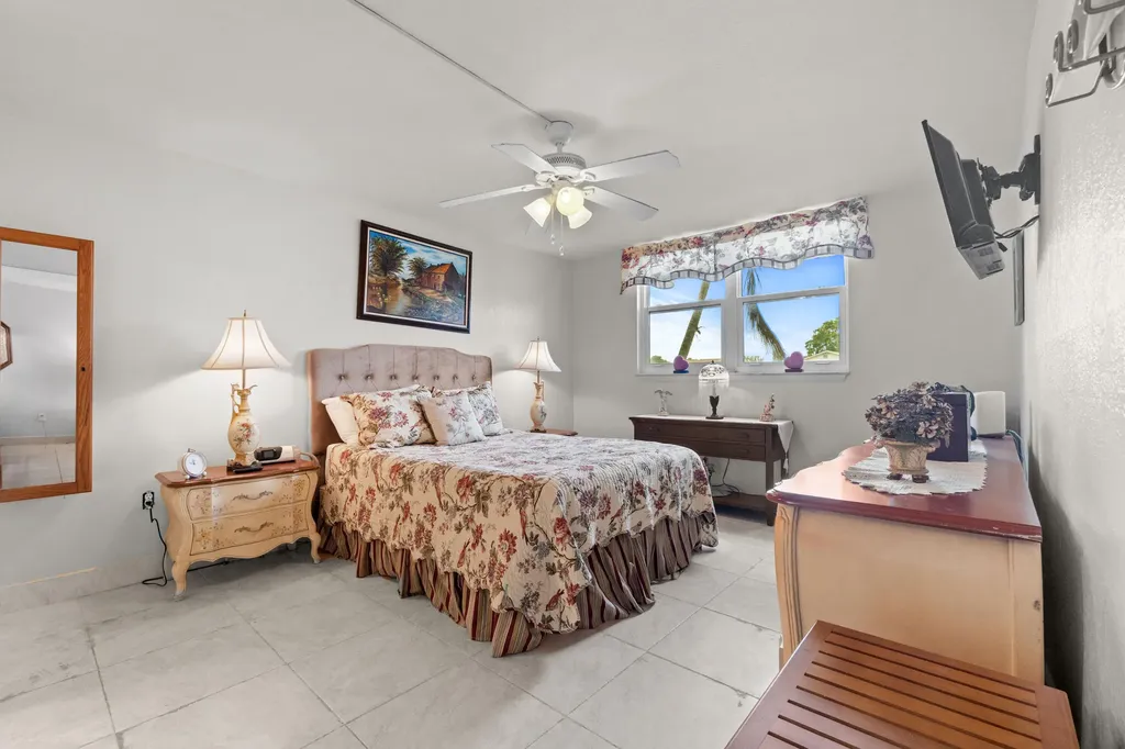 9400 Lime Bay Boulevard Tamarac FL 33321