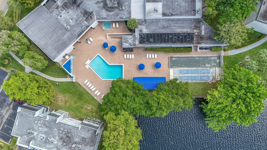 9400 Lime Bay Boulevard Tamarac FL 33321