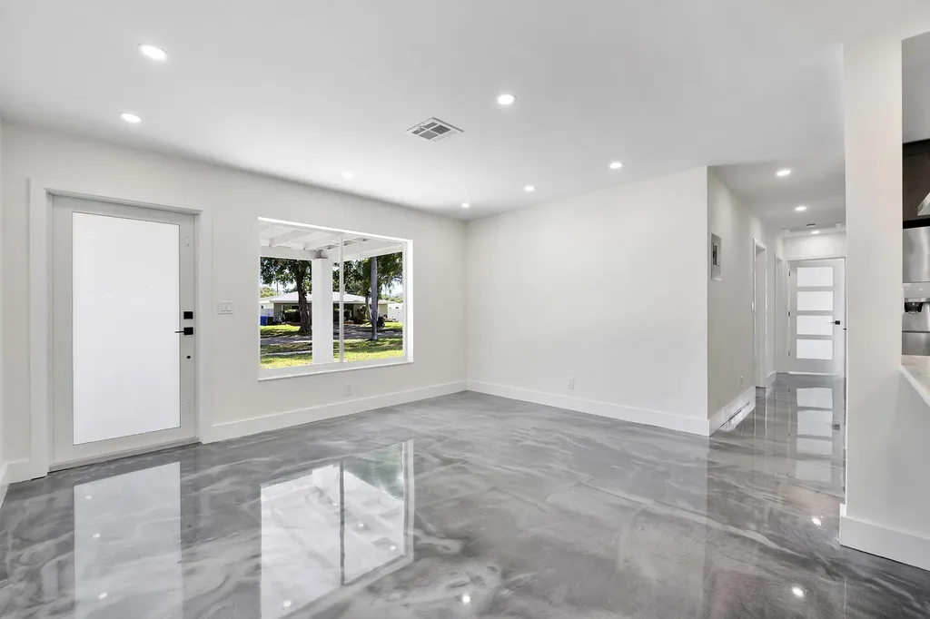2160 NE 53rd Street Fort Lauderdale FL 33308