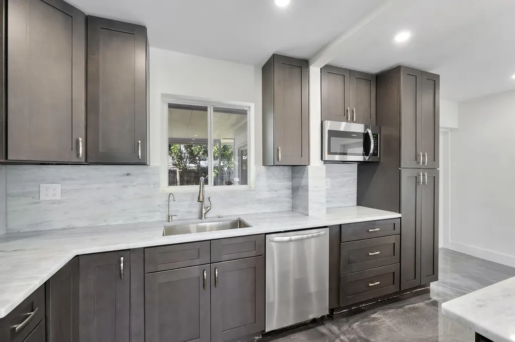 2160 NE 53rd Street Fort Lauderdale FL 33308
