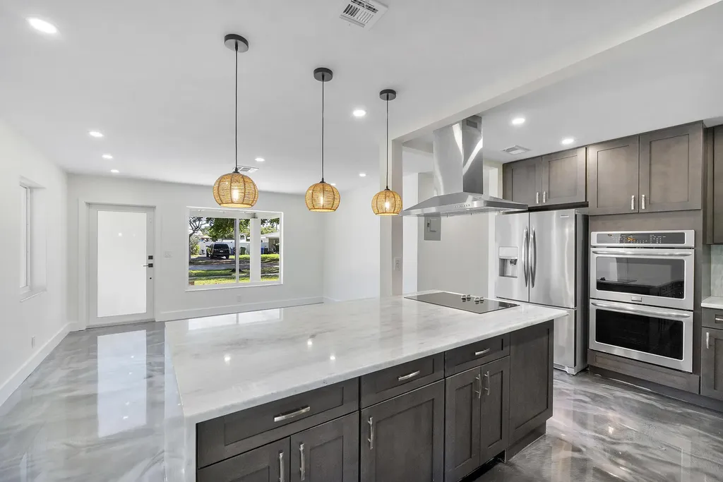 2160 NE 53rd Street Fort Lauderdale FL 33308