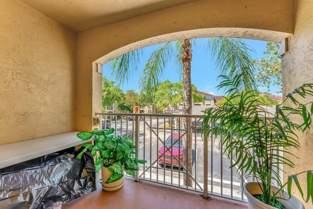 5550 NW 61st Street Coconut Creek FL 33073