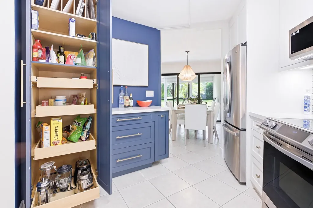 5800 Camino Del Sol Boca Raton FL 33433