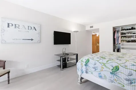 5800 Camino Del Sol Boca Raton FL 33433