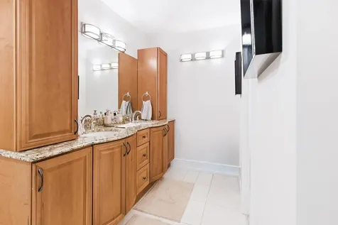 5800 Camino Del Sol Boca Raton FL 33433