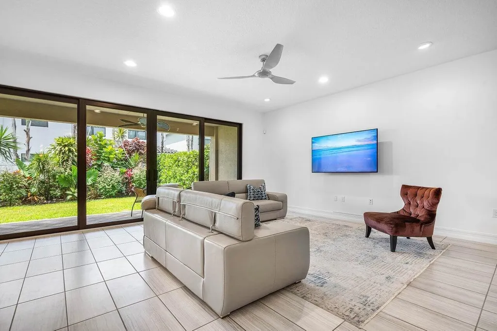 8068 Lemon Serpentine Lane Delray Beach FL 33446