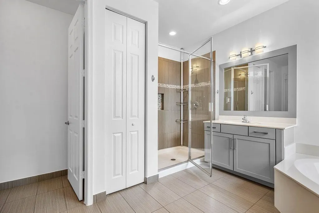 8068 Lemon Serpentine Lane Delray Beach FL 33446