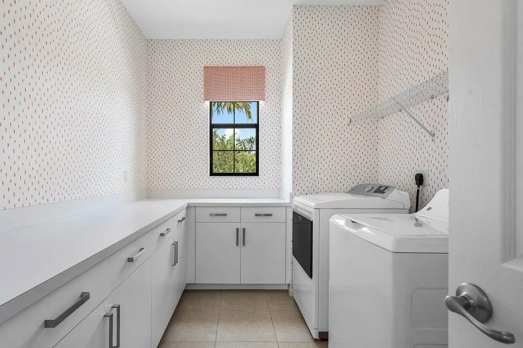 8068 Lemon Serpentine Lane Delray Beach FL 33446
