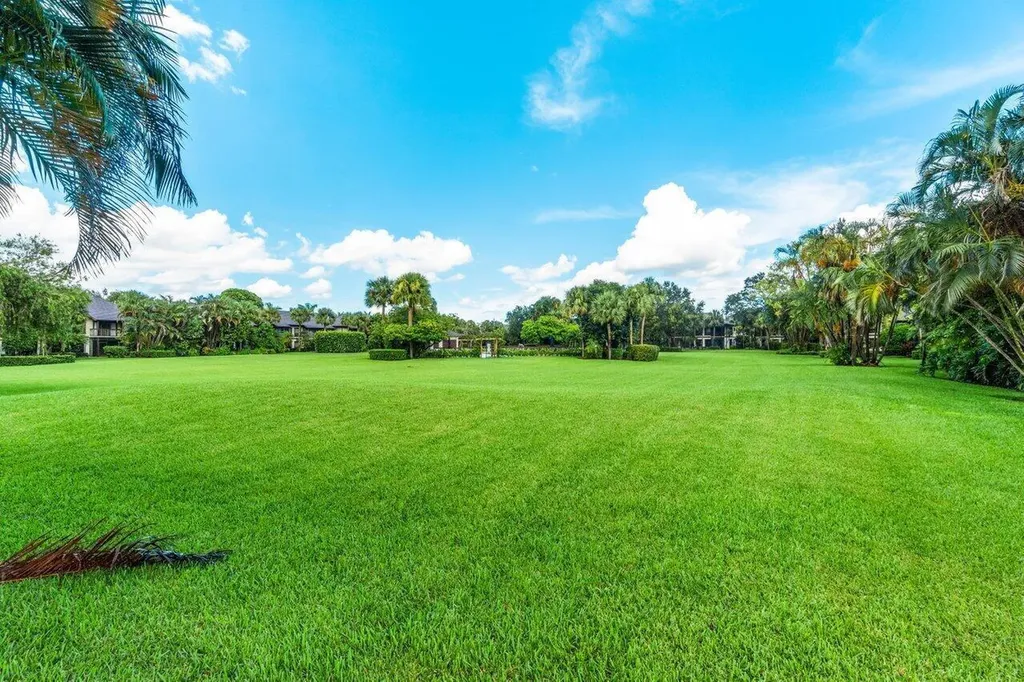 13334 Polo Club Road Wellington FL 33414