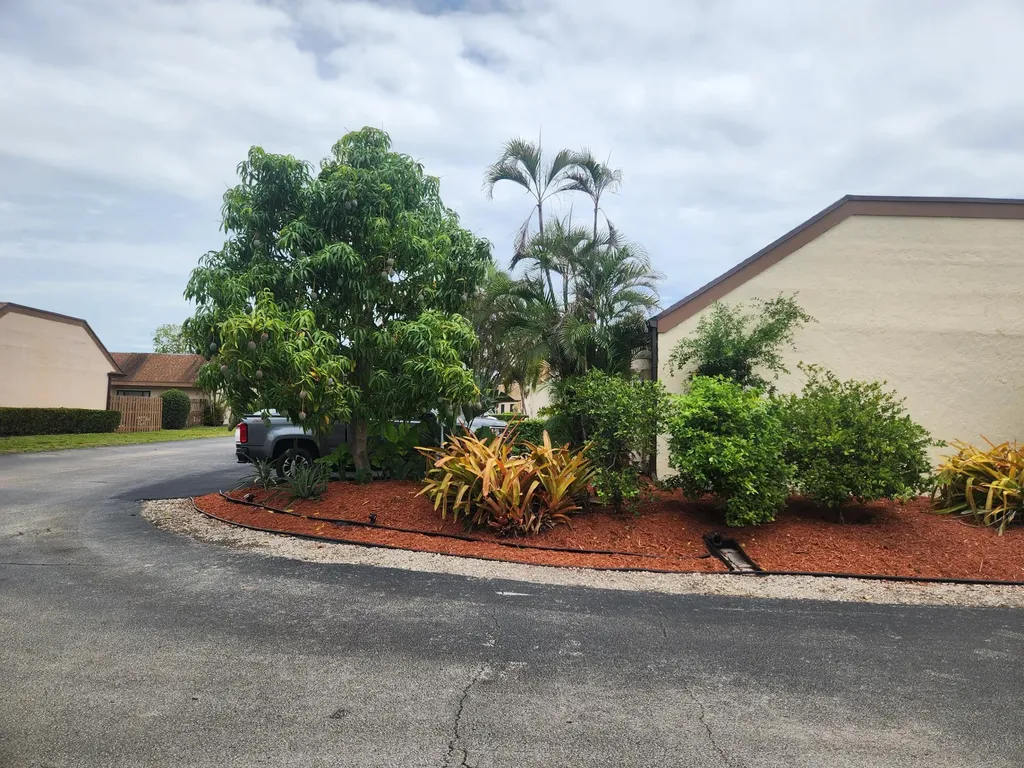 11122 Curry Drive Palm Beach Gardens FL 33418