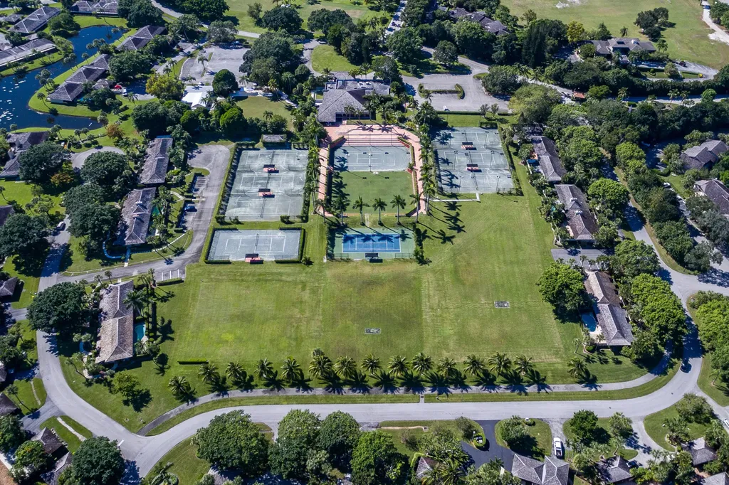 13334 Polo Club Road Wellington FL 33414