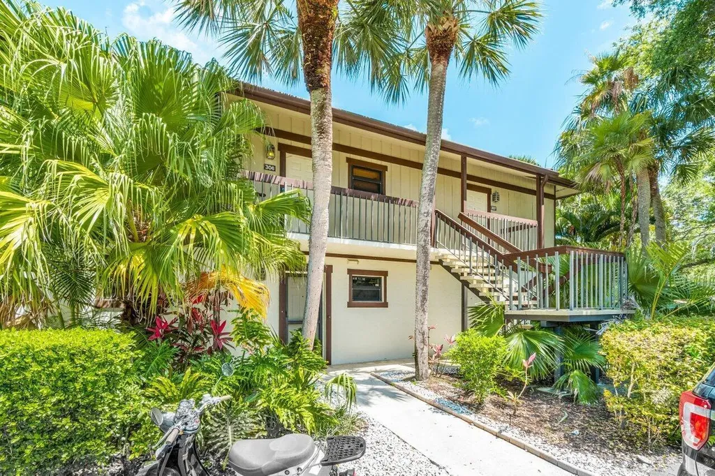 13334 Polo Club Road Wellington FL 33414