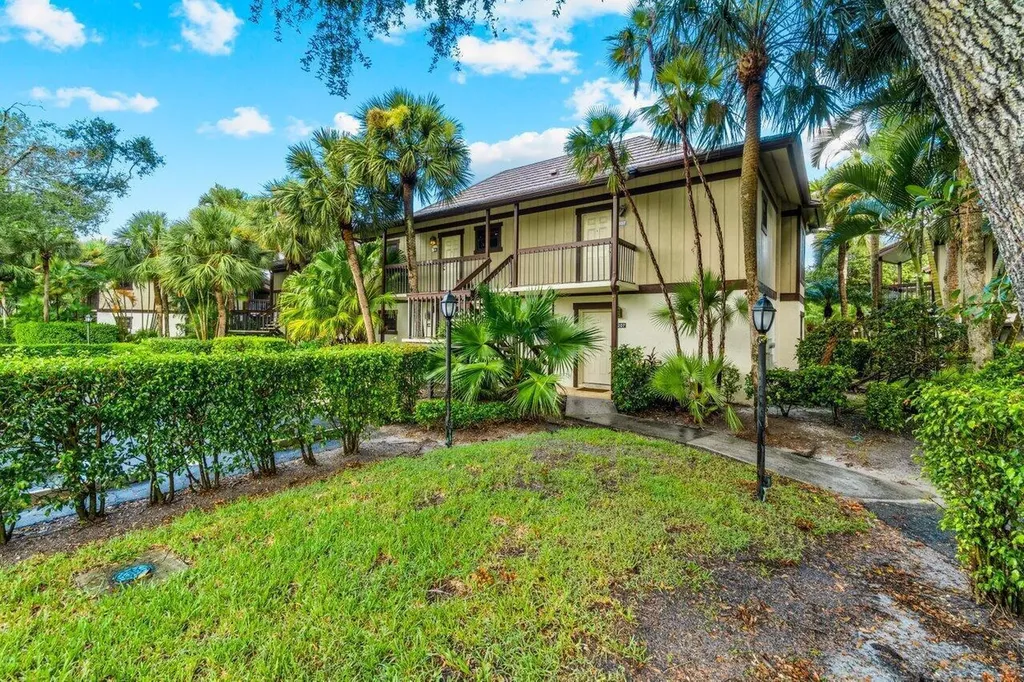 13334 Polo Club Road Wellington FL 33414