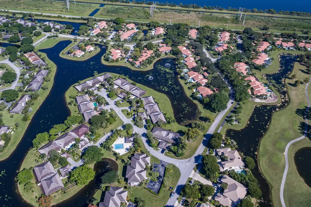 13334 Polo Club Road Wellington FL 33414