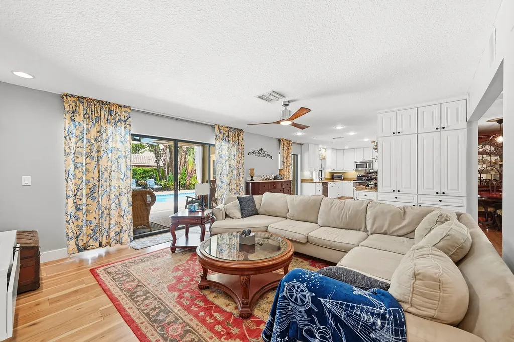 9922 NW 19th Street Coral Springs FL 33071