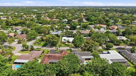 9922 NW 19th Street Coral Springs FL 33071