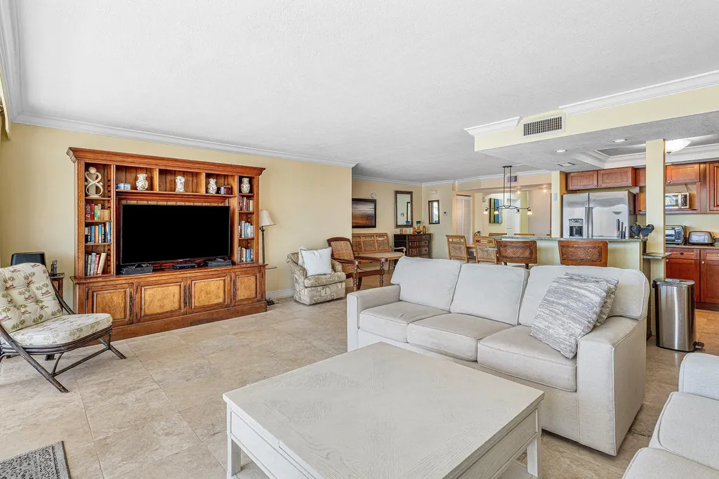 2080 E Hillsboro Boulevard Deerfield Beach FL 33441