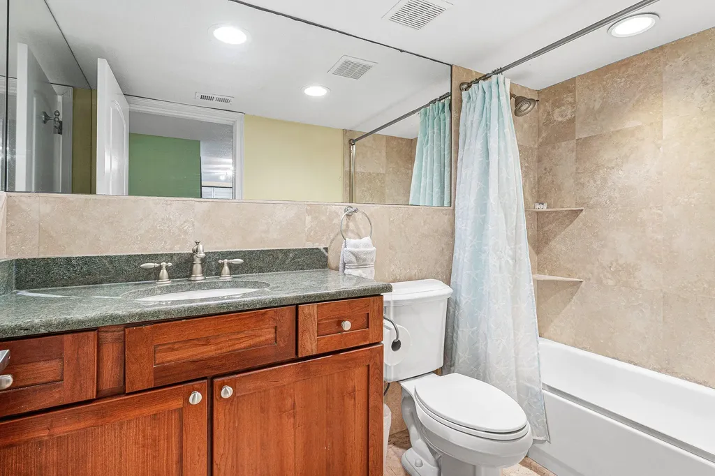 2080 E Hillsboro Boulevard Deerfield Beach FL 33441