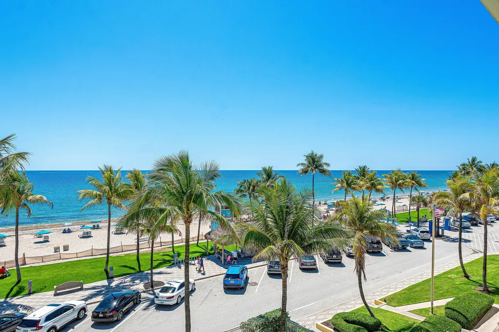 2080 E Hillsboro Boulevard Deerfield Beach FL 33441
