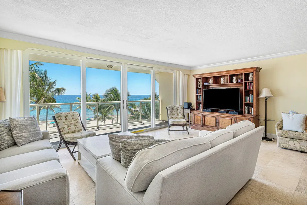 2080 E Hillsboro Boulevard Deerfield Beach FL 33441