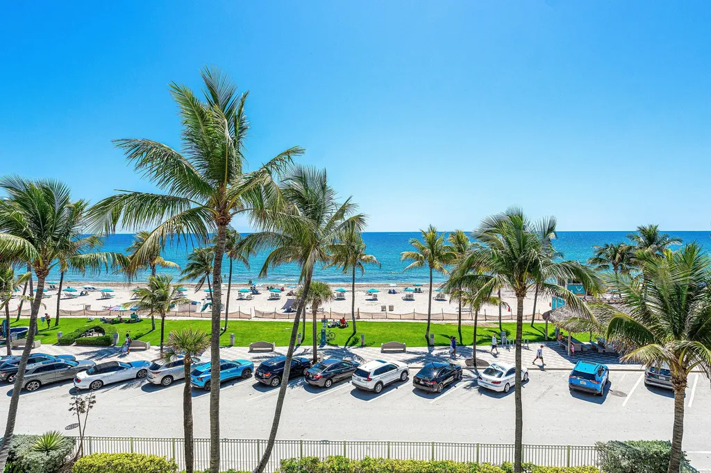 2080 E Hillsboro Boulevard Deerfield Beach FL 33441