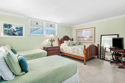 2080 E Hillsboro Boulevard Deerfield Beach FL 33441