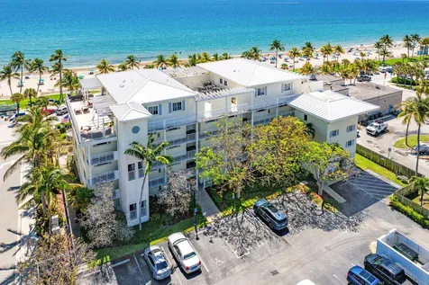 2080 E Hillsboro Boulevard Deerfield Beach FL 33441