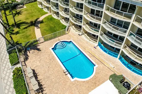 2080 E Hillsboro Boulevard Deerfield Beach FL 33441