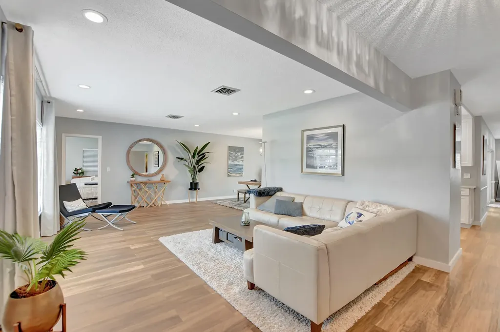 510 Silver Lane Boca Raton FL 33432