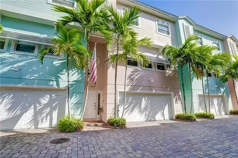 425 NE 1st Street Pompano Beach FL 33060