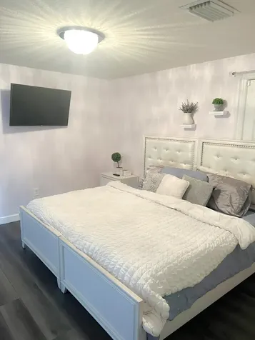 425 NE 1st Street Pompano Beach FL 33060