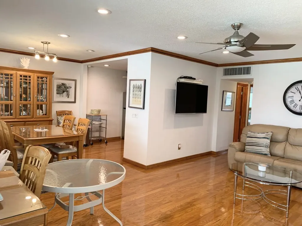 2453 NE 51st Street Fort Lauderdale FL 33308