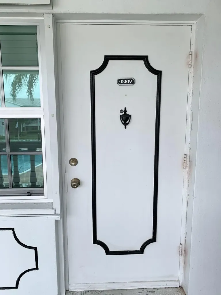 2453 NE 51st Street Fort Lauderdale FL 33308