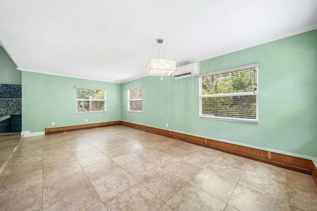 2873 Riverland Road Fort Lauderdale FL 33312