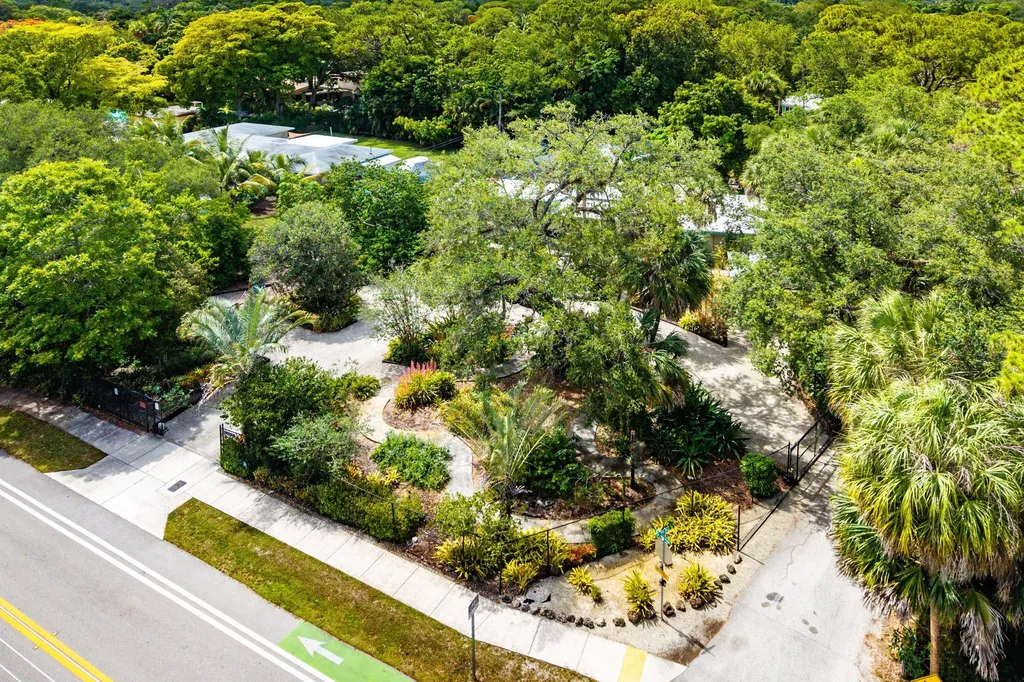 2873 Riverland Road Fort Lauderdale FL 33312