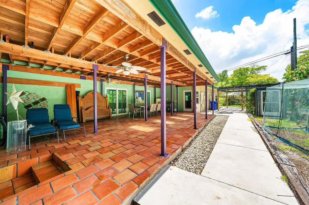 2873 Riverland Road Fort Lauderdale FL 33312