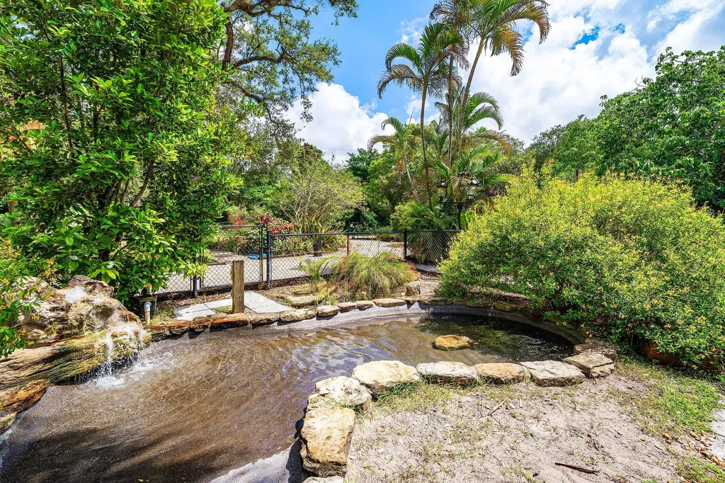 2873 Riverland Road Fort Lauderdale FL 33312