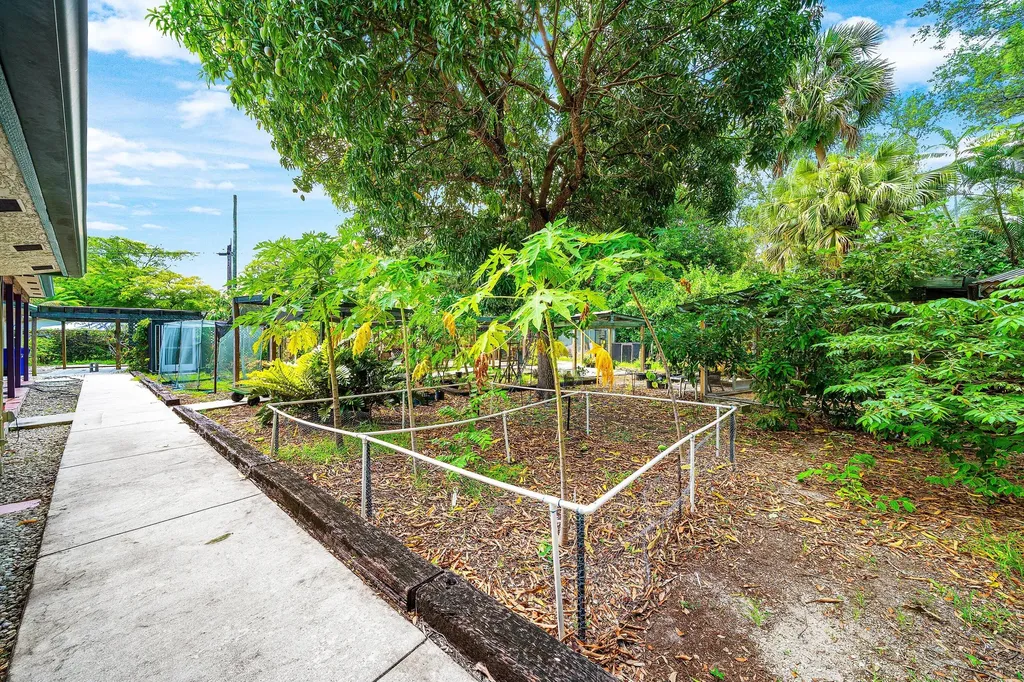 2873 Riverland Road Fort Lauderdale FL 33312