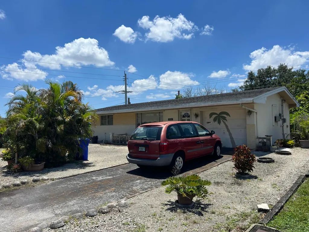 8540 NW 16th Street Pembroke Pines FL 33024