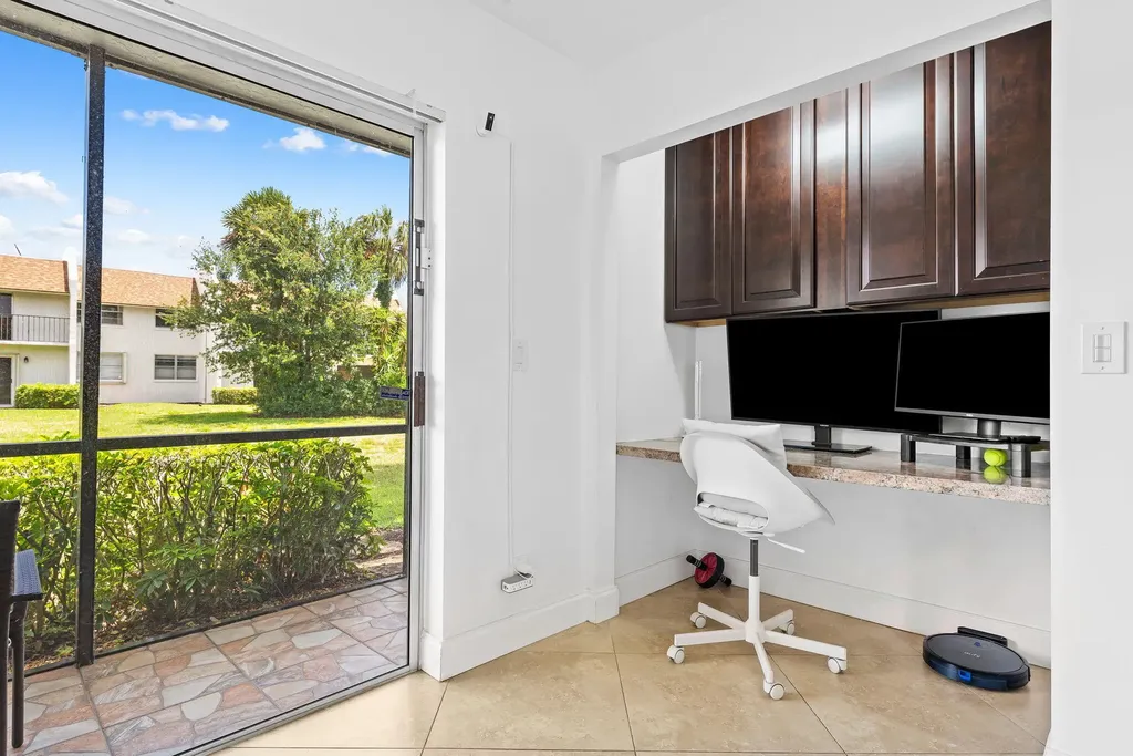 2945 SW 22nd Avenue Delray Beach FL 33445