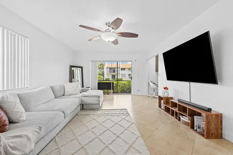 2945 SW 22nd Avenue Delray Beach FL 33445