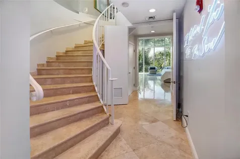 301 Hendricks Isle Fort Lauderdale FL 33301