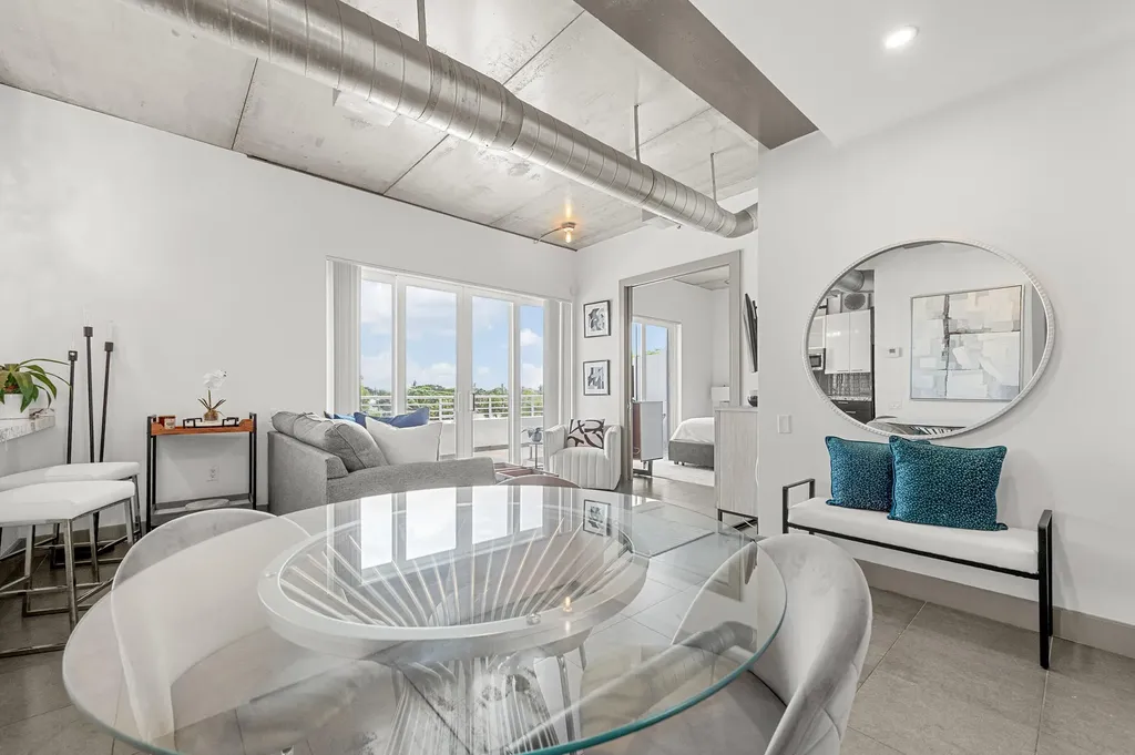 111 SE 2nd Street Delray Beach FL 33444