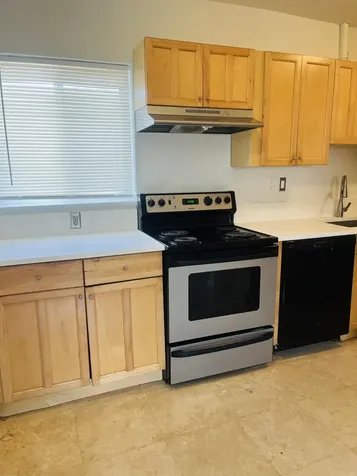 590 NW 40th Court Oakland Park FL 33309