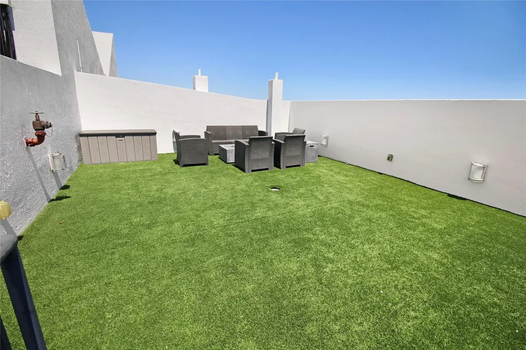 301 Hendricks Isle Fort Lauderdale FL 33301