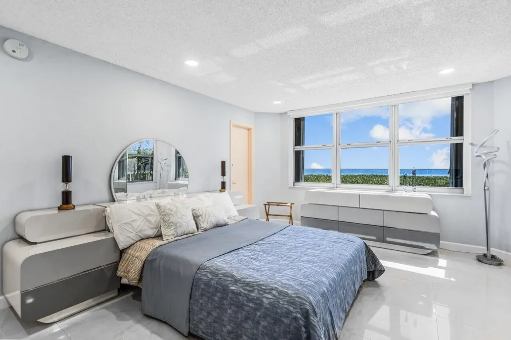 5200 N Ocean Drive Riviera Beach FL 33404