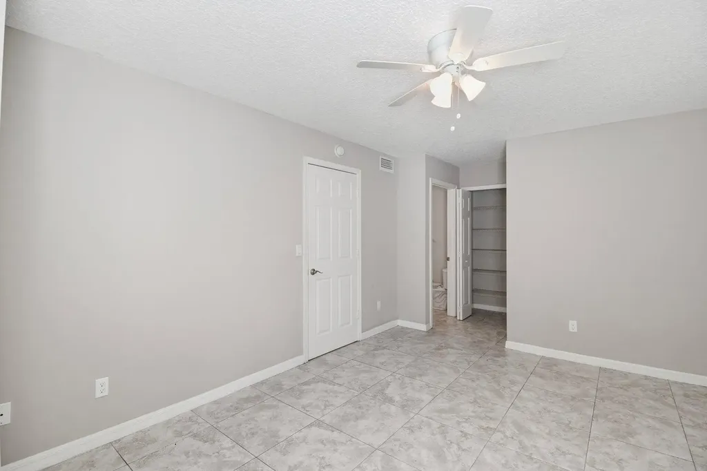 2625 Heathcote Drive Fort Pierce FL 34982