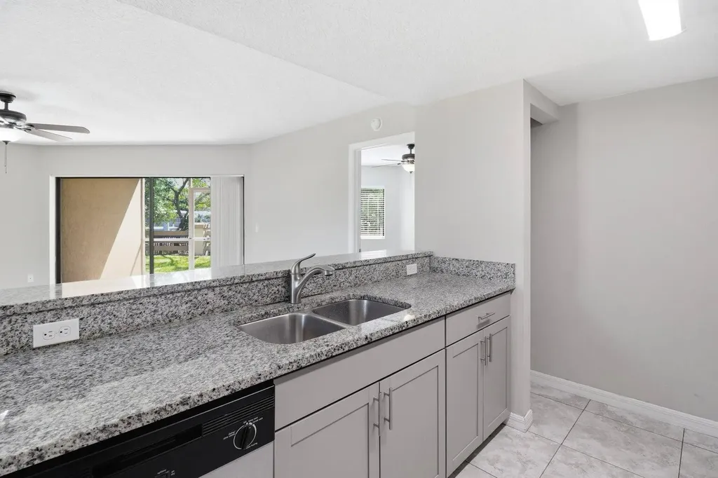 2625 Heathcote Drive Fort Pierce FL 34982