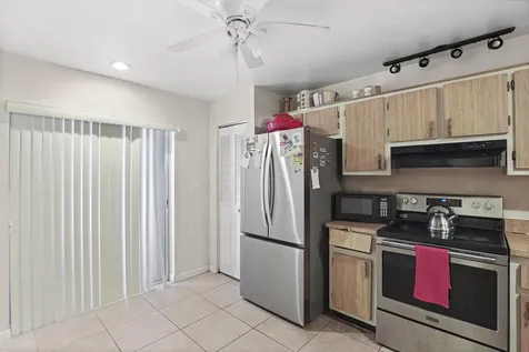 4235 Lucerne Villas Lane Greenacres FL 33467
